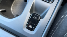 Volvo XC40 2.0 B3P Core 5dr Auto Petrol Estate